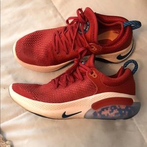 Nike joyride run shoes